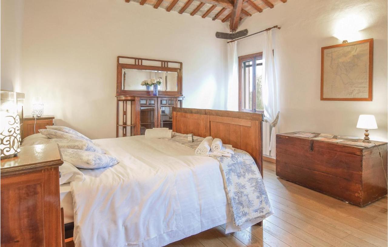 2 Bedroom Awesome Home In Taglio Di Po Ro Porto Viro Eksteriør billede
