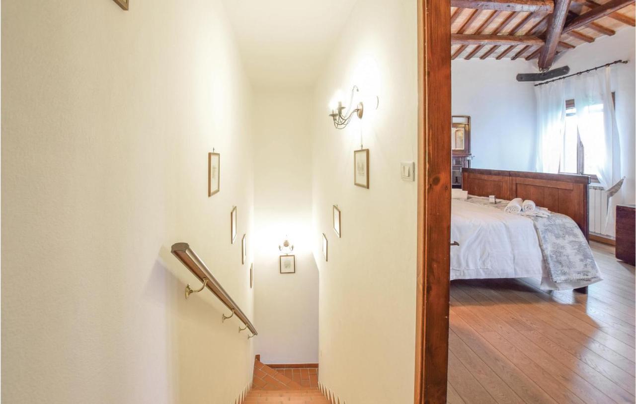 2 Bedroom Awesome Home In Taglio Di Po Ro Porto Viro Eksteriør billede